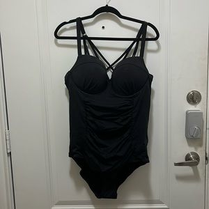 Torrid underwire bathing suit